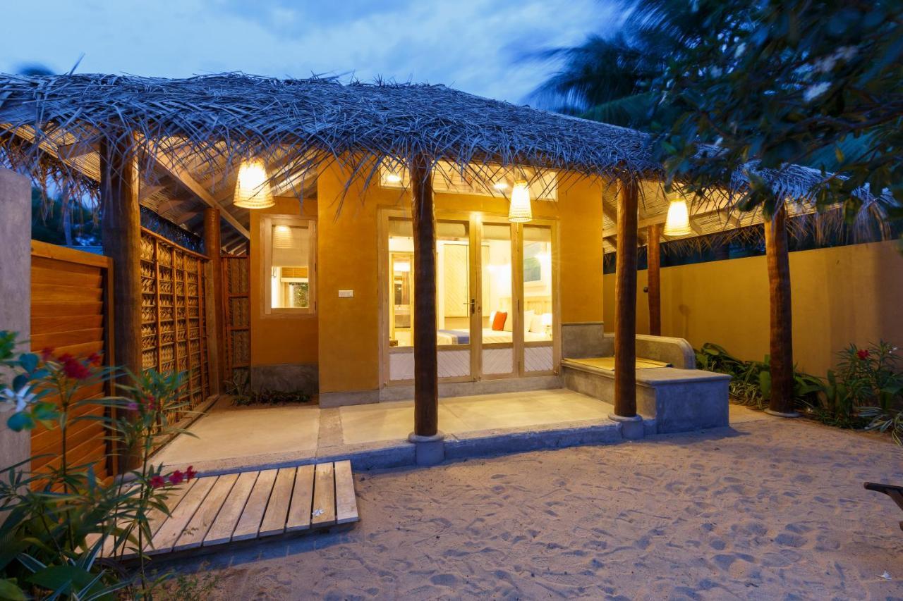 Vacanzaa Resort Kalpitiya Exterior photo