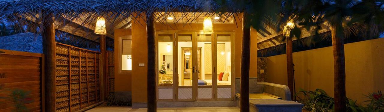 Vacanzaa Resort Kalpitiya Exterior photo